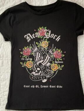 Y2K Classic Ed Hardy "New York City" graphic T-shirt Size Medium
